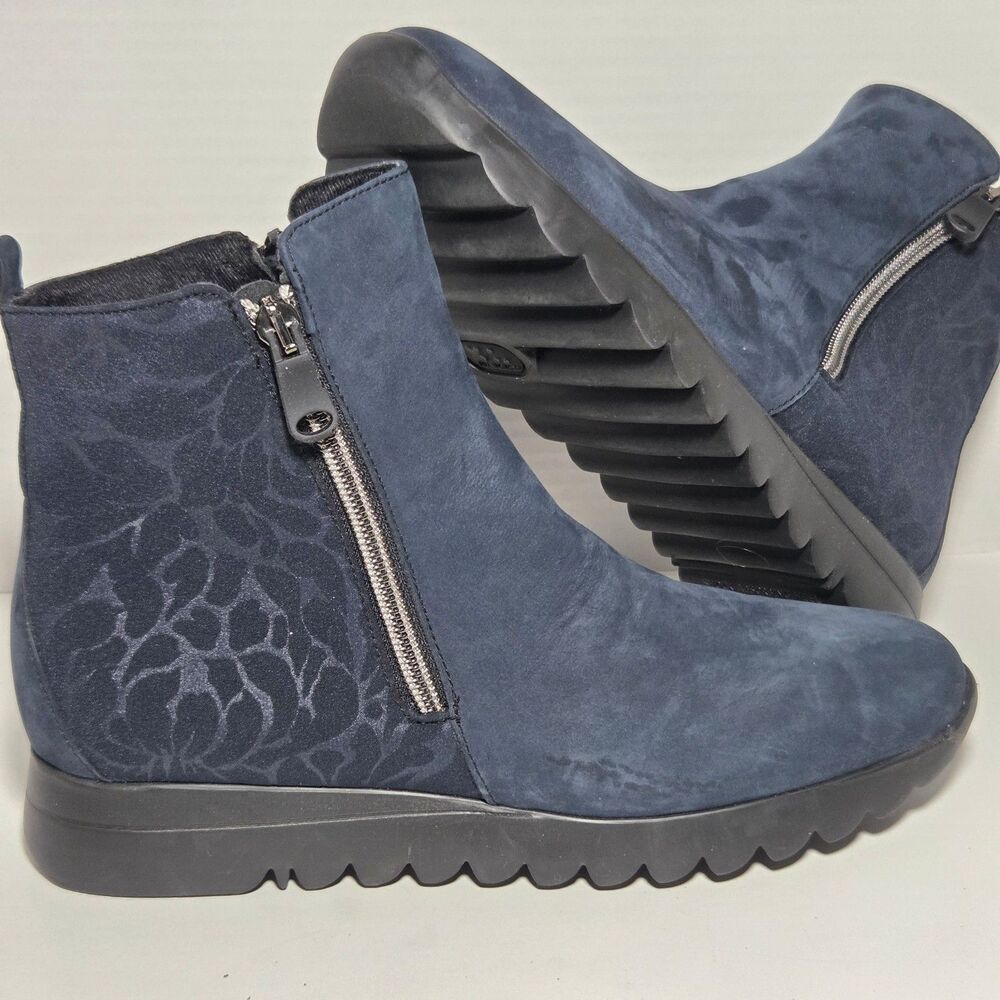 Munro Womens 8.5 Ankle Boots Blue Nubuck Suede Floral Dual Zip Ashcroft Booties